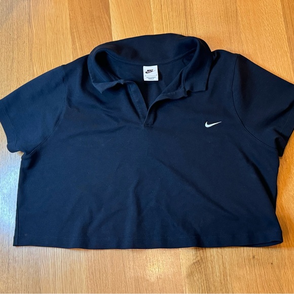 Nike Tops - Nike Women's Black Crop Top Polo Size 1X